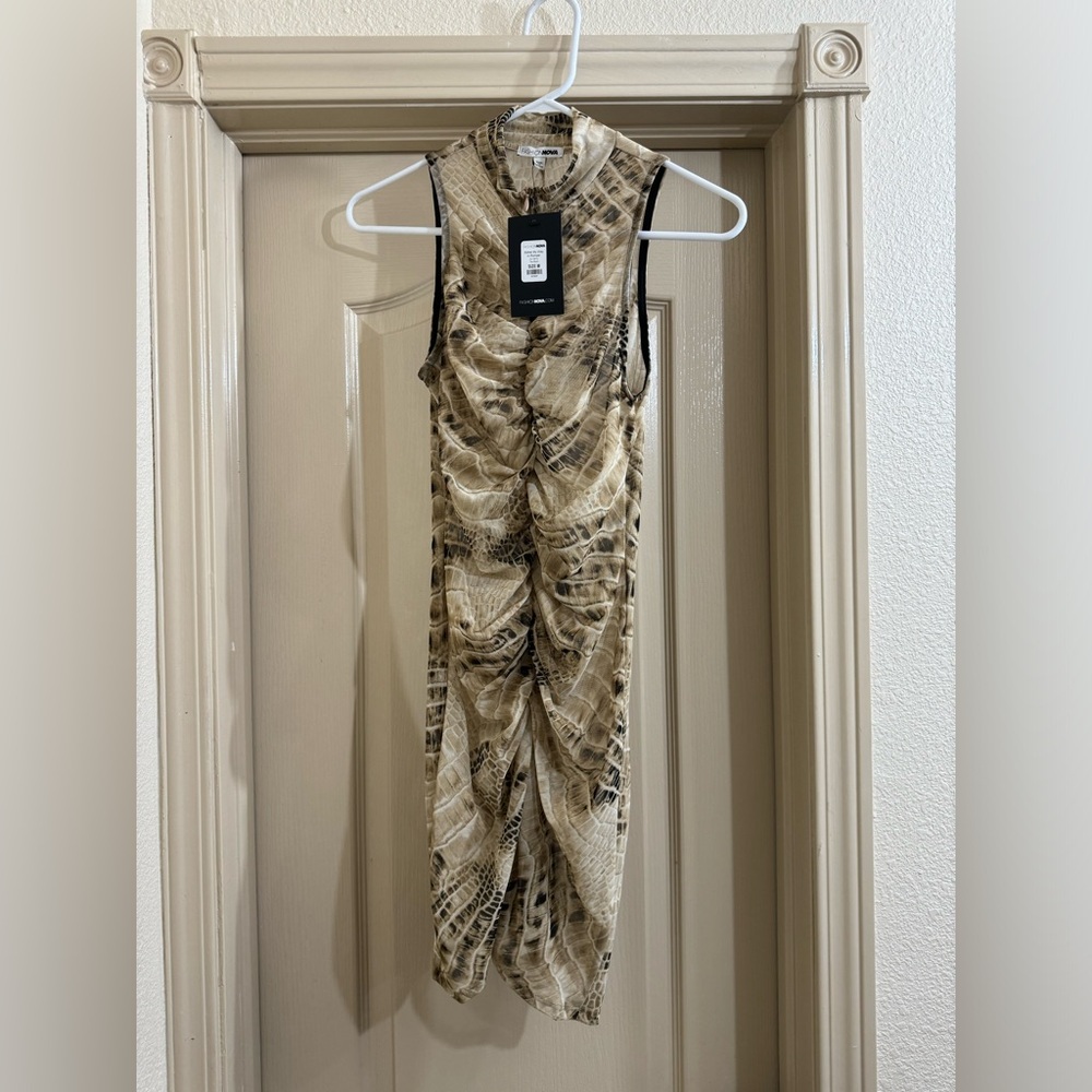 NWOT Fashion Nova Romper - Picture 7 of 8